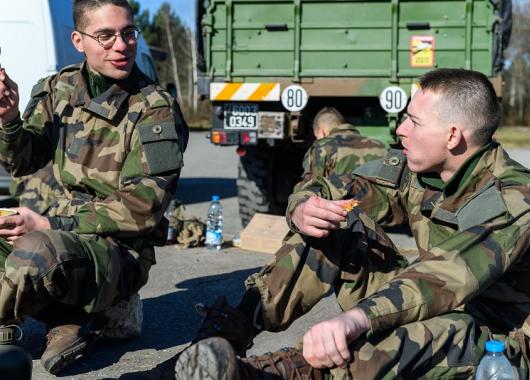 Jeunes réserviste en formation militaire initiale de réserviste (FMIR)