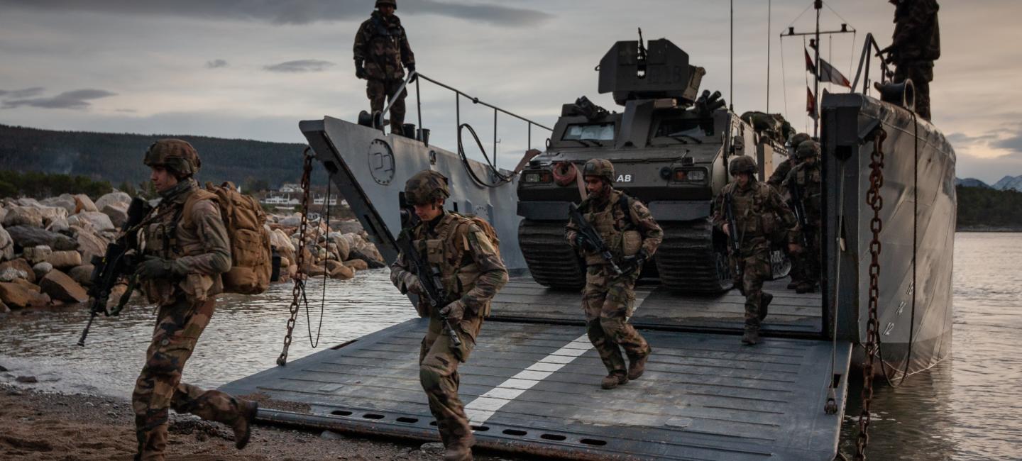 Soldats en débarquement