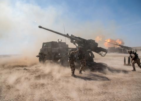 Artilleurs en opération